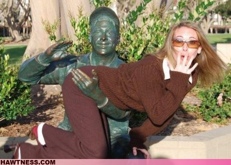 WTF Girl Photo - Do statues intentionally have creep-tastic smiles?